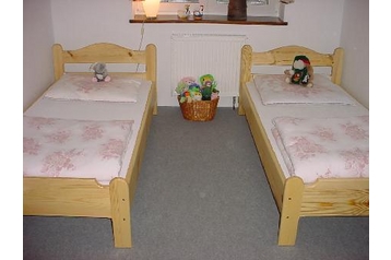 Poland Privát Pawłów, Exterior